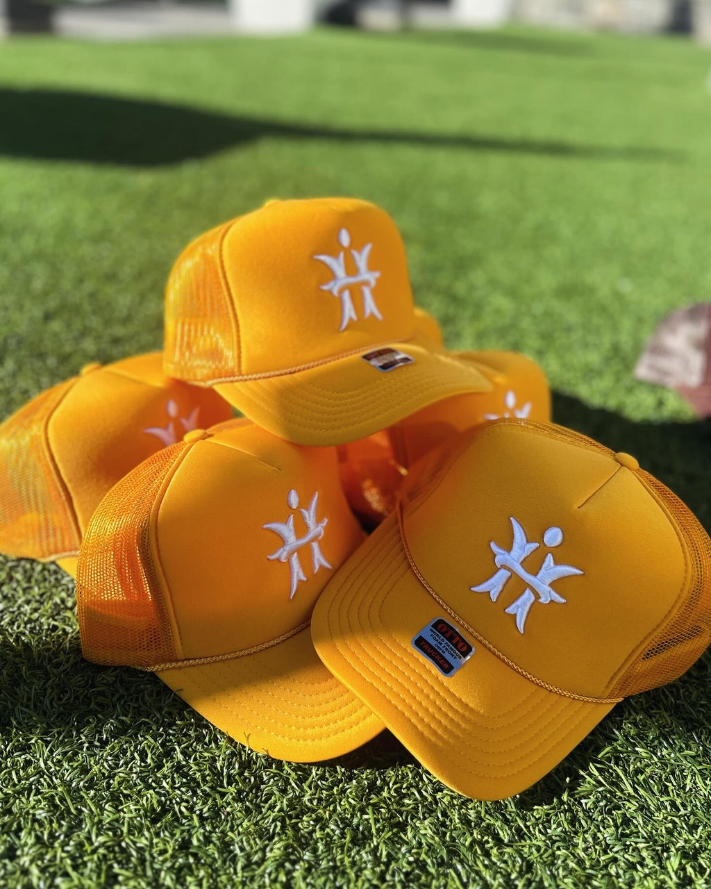 Staple “H” TRUCKER
